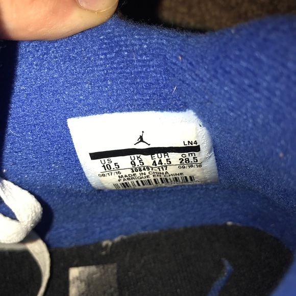 Air Jordan 4 motorsports - Picture 4 of 4